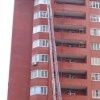 Крыша многоэтажного дома загорелась в Зеленограде.