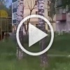 В Кстово Нижегородской области вынесли труп собутыльника под кусты, так как тело смущало их своим присутствием в квартире.