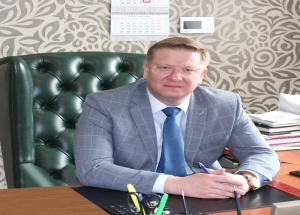 В Иванове оштрафовали депутата «Единой России», который называл журналиста «пидорасом», плевал в него и бил по щекам.