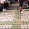 В Китае живет самый милый сборщик мусора.