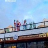 Новый год все ближе и ближе! На улицах города можно увидеть все больше...