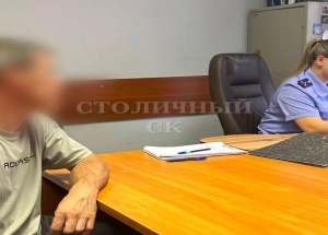 Мужчина сломал решетку на окне и пробрался в квартиру москвички на первом...
