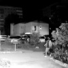 На Затулинке жильцы пожаловались на очередныз художников, которые разрисовали стены подъездов рекламой наркошопов. Двое хулиганов двигались в сторону остановки «Рассвет» и оставляли свои «метки».