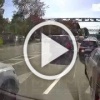 В Санкт-Петербурге белый Rolls-Royce сбил мотоциклиста, а затем переехал его.