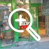 В Березовском женщина на машине разнесла входную группу магазина