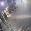Подростка на питбайке смогла остановить только витрина ТРК «Питерлэнд». Парень уцелел, стекло – нет.