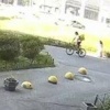 Подросток на самокате сбила женщину на Богатырском проспекте, у пострадавшей — открытый перелом.