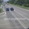 Самокатчика, который не спешился, на полном ходу сбила машина