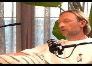 Гном Гномыч выбрал Азербайджан, потому что там 