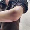 В подмосковном Одинцово банда на самокатах напала и ограбила женщину.