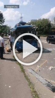 Газовый баллон взорвался на крыше автобуса и...