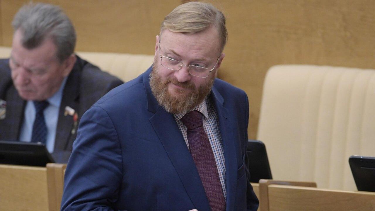 👀💩 Россиянам нужно заниматься сексом, пока не работает интернет — заявили в Госдуме.