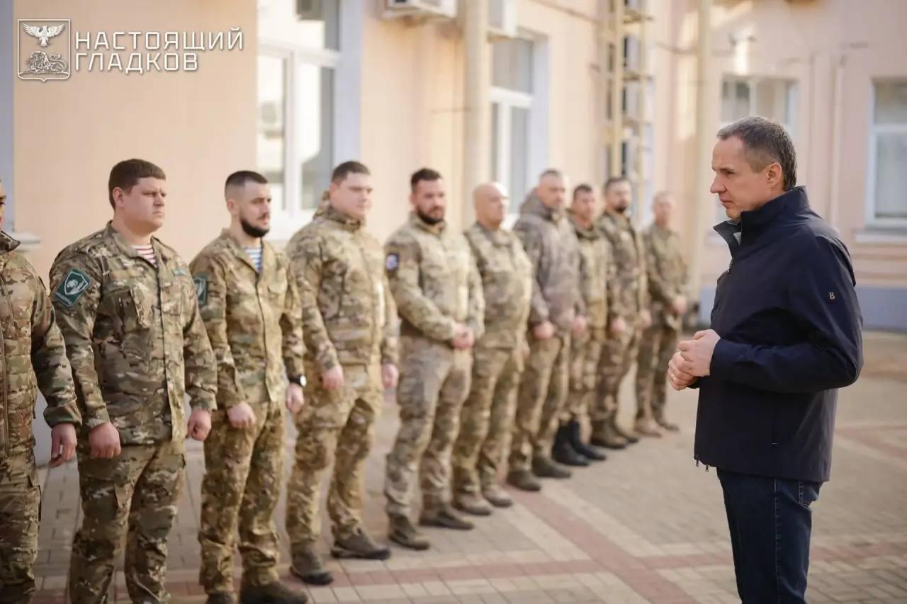 «БАРСу–Белгород» передали девять машин повышенной проходимости
