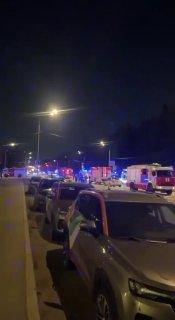Жители запада Москвы сообщили о происшествии на Мосфильмовской улице По...