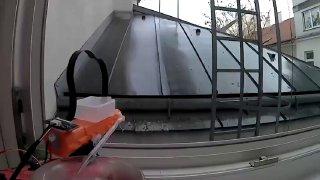 Мужик собрал автоматическую турель с ИИ для борьбы с голубями.