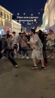 В Нижнем Новгороде неизвестный в маске ударил парня исподтишка и отправил его в нокаут