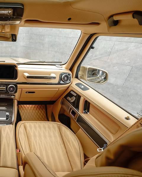 Мечта эстетов: Mansory выкатили полностью ЗОЛОТОЙ Гелик P720.