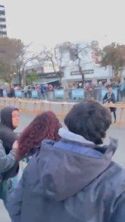 Попытку установить рекорд по самому длинному бутерброду в Аргентине сорвали голодные зрители.