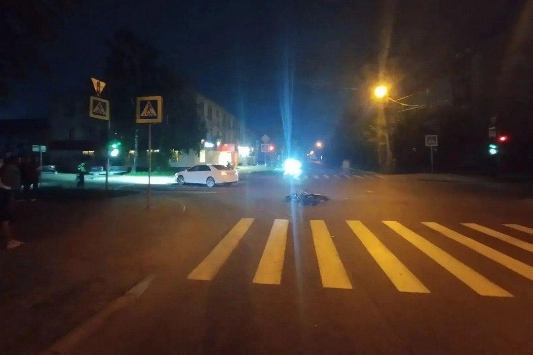 Подросток на мотоцикле попал в больницу после ДТП на улице Гоголя