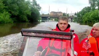 Для ликвидации затора на реке Турхановка привлекли беспилотники и спасателей...