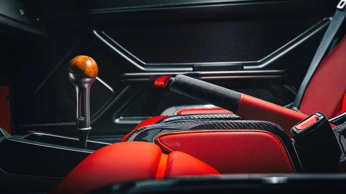 Gunther Werks построила Porsche 911 на 1067 лошадей — теперь с ним хотят побить рекорд легендарного холма в Гудвуде.