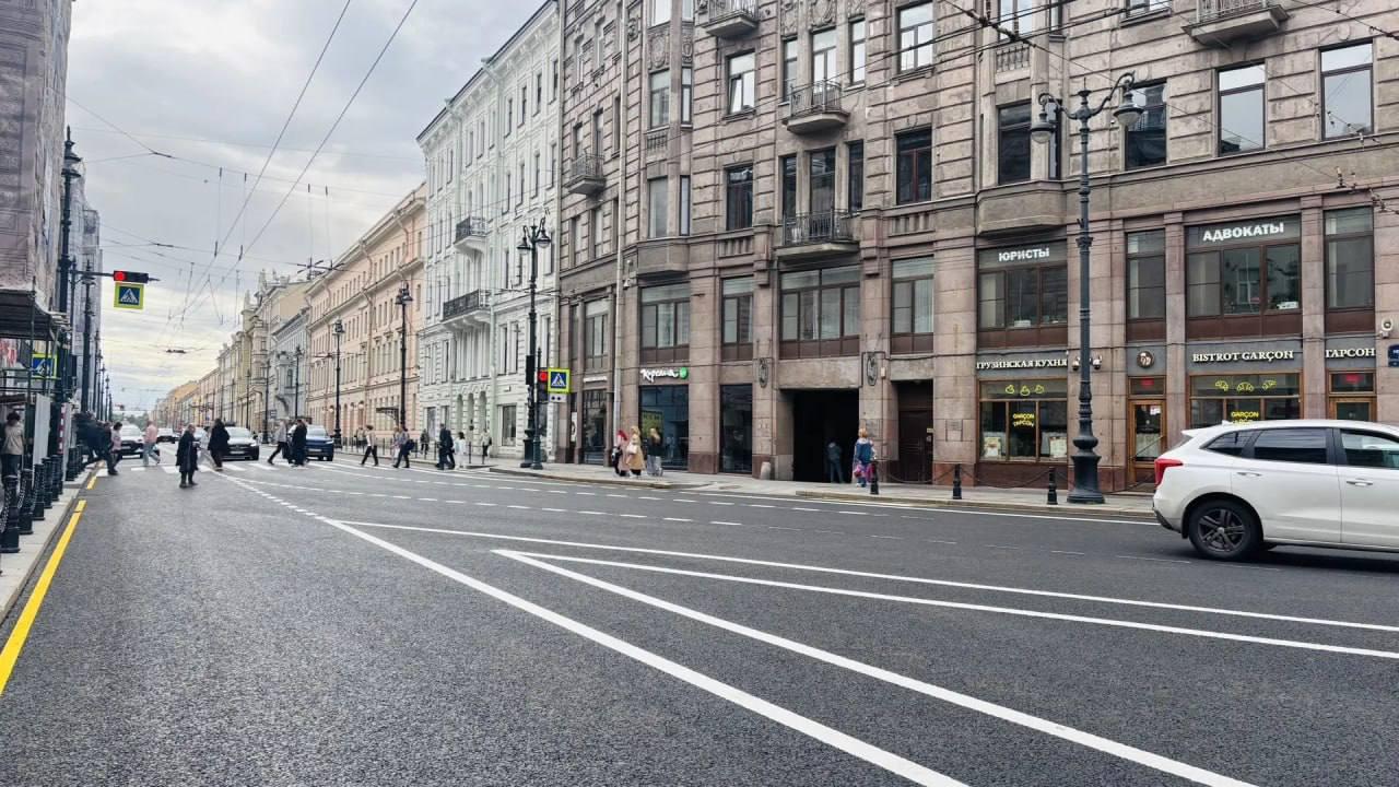 Первый этап ремонта Невского проспекта завершён. Для движения снова открыли...