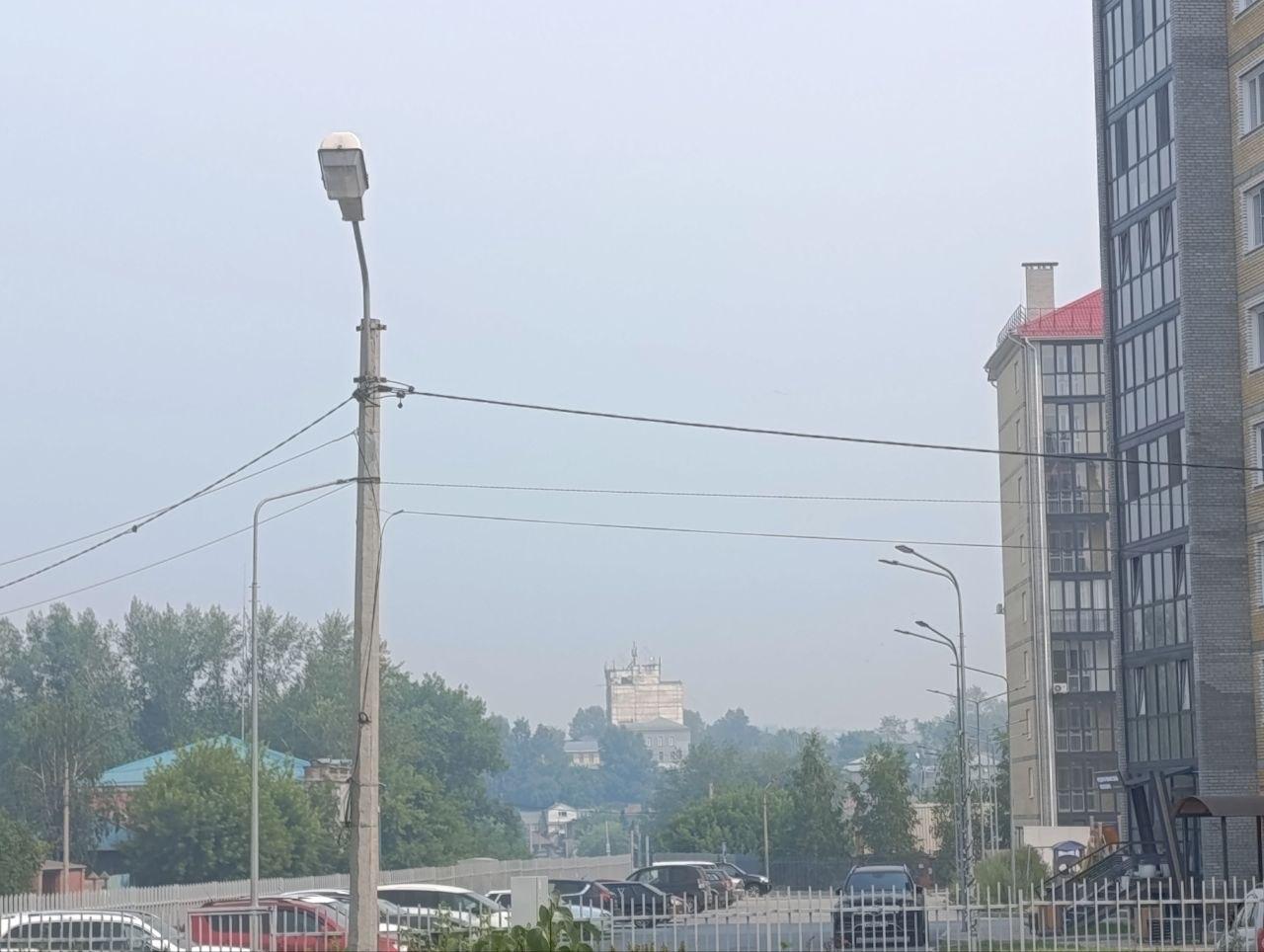 В Министерстве экологии края объяснили причины вчерашнего задымления и запаха...