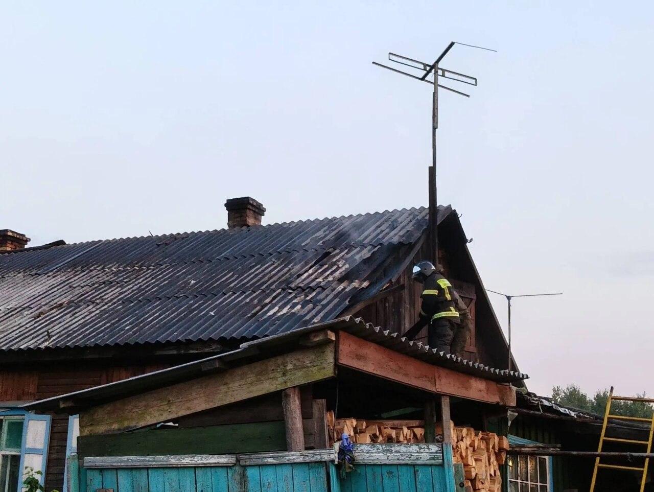 В Канском муниципальном округе соседи помогли спасти дом от пожара Вечером 9...