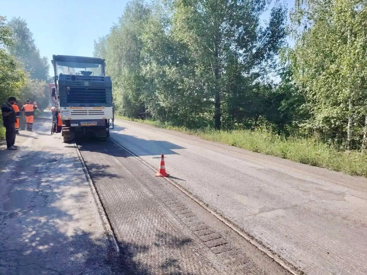 В Советском районе начали ремонтировать улицу Тимакова. Работы ведут на...