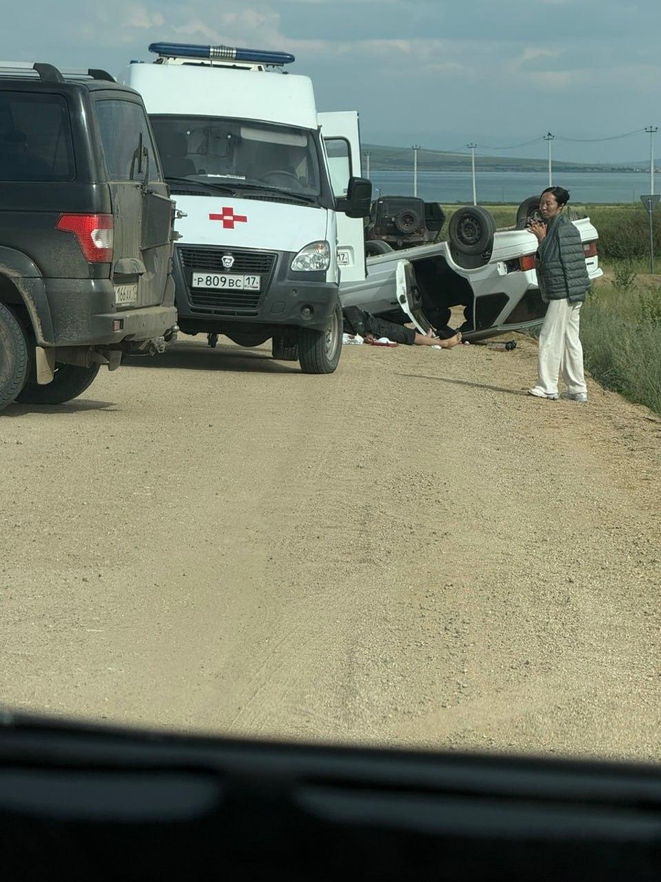 От подписчика. Дорога на озеро Чагытай, водитель погиб, в салоне находился 2...