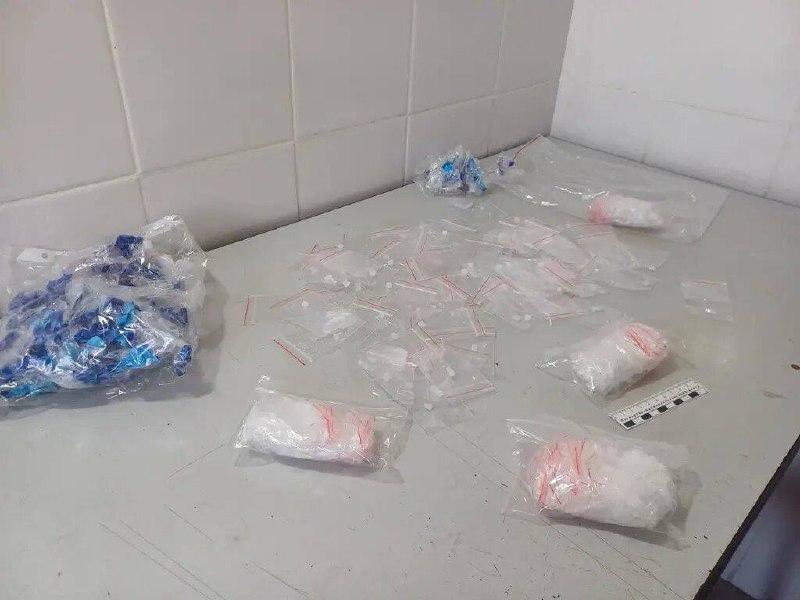 В Канске полицейские изъяли 294 наркозакладки у жителя Красноярска и...