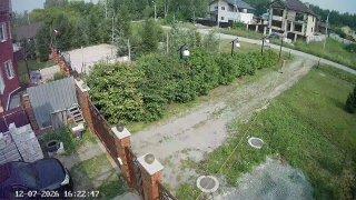 В Новосибирске конфликт соседей обострился до угроз мотокосой В частном...