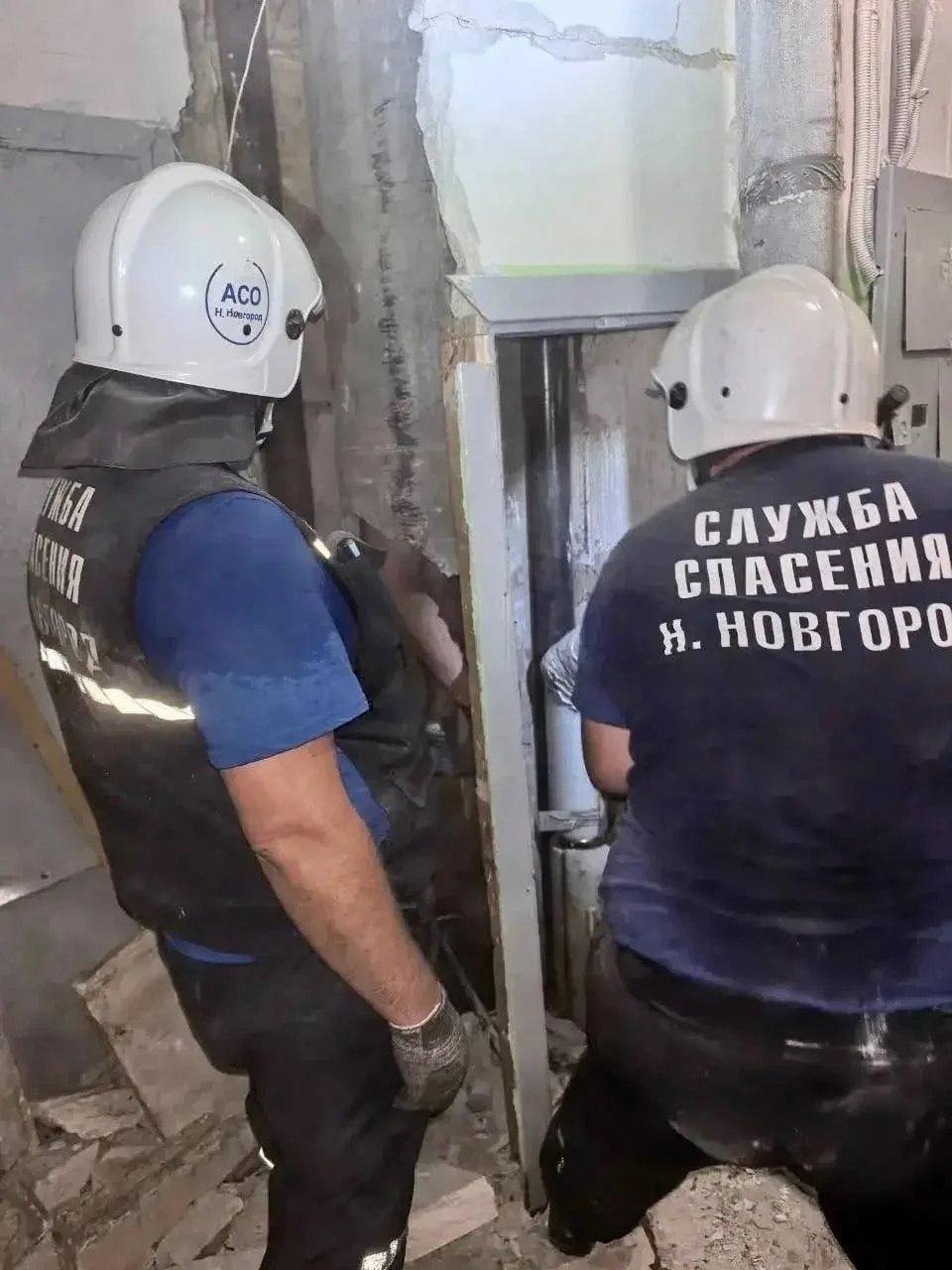 Мужчина застрял в мусоропроводе в Нижнем Новгороде