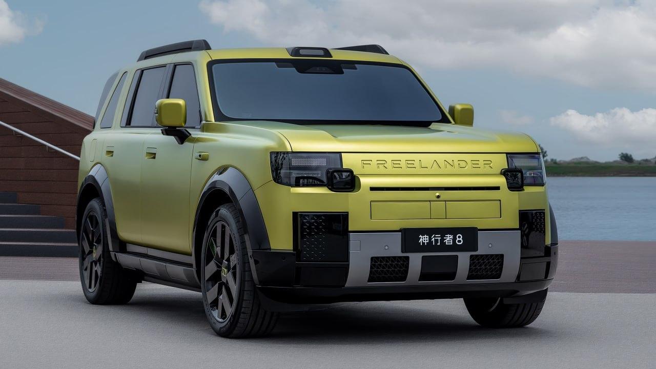 Land Rover и Chery показали салон нового Freelander 8. Кроссовер станет первой моделью нового британо-китайского бренда.