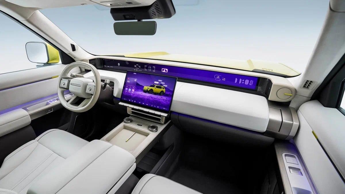 Land Rover и Chery показали салон нового Freelander 8. Кроссовер станет первой моделью нового британо-китайского бренда.