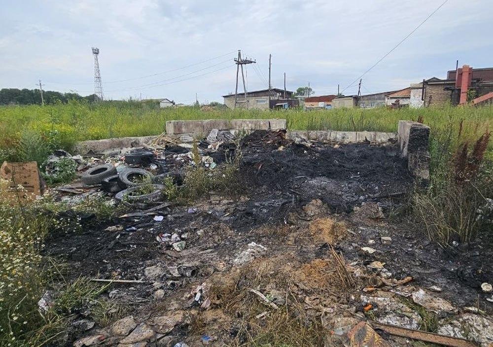 Ачинцев напугал огромный столб чёрного дома над Горным