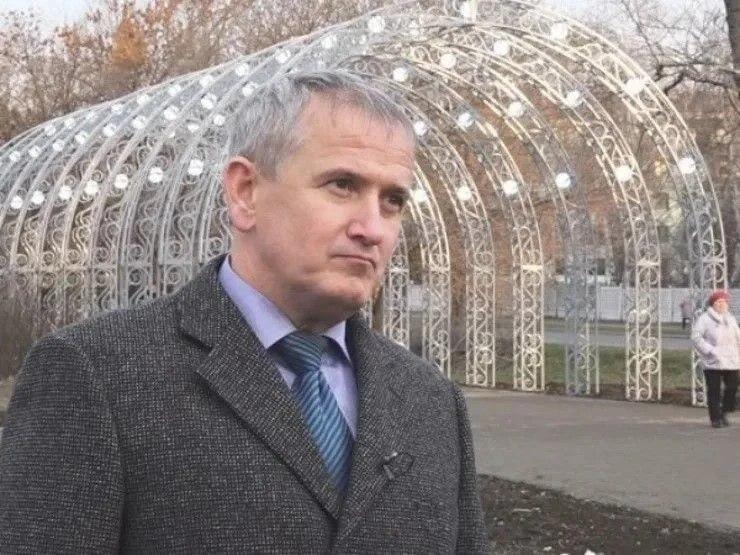 В Новосибирске квартиру экс-депутата выставили на торги Территориальное...