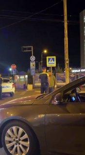 Пьяного дебошира скрутили после нападок на женщину в Астрахани