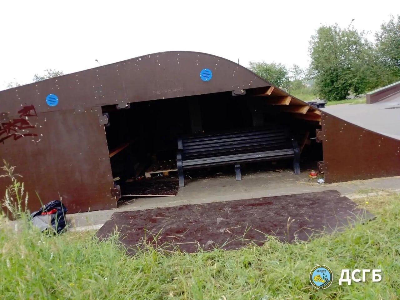Новую скейт-площадку постоянно разрушают подростки в Братске В жилом районе...