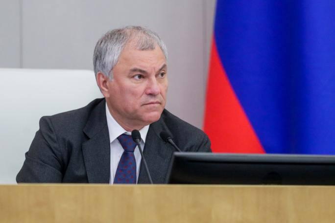 Госдума рассмотрит законопроект о запрете на гражданство для мигрантов с судимостью — Володин