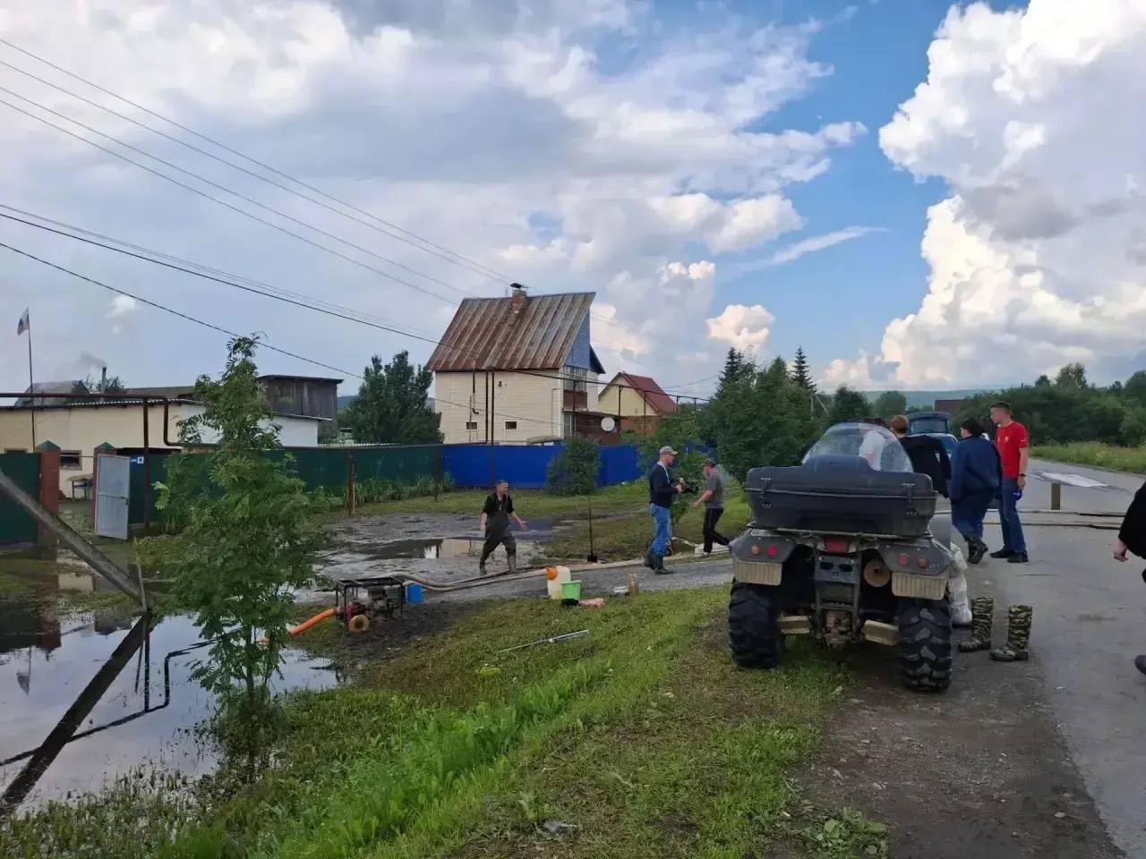 Тысяча домов освободились от воды в Свердловской области. Паводок отступил в...