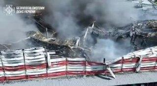 В Киеве в ходе ракетного удара этой ночью полностью уничтожен один из крупнейших логистических хабов в стране — комплекс AMTEL был площадью более 100 тысяч кв. метров.