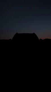 Mercedes впервые показал обновлённый Maybach GLS — пока только тизер.