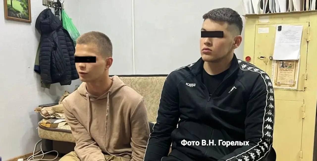 Оперативники накрыли группу курьеров, которые развели сына предпринимателя из Богдановича.