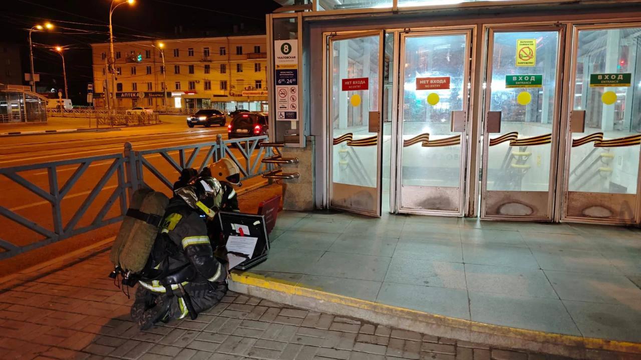 Возле ТРЦ «Мегаполис» прошли учения МЧС