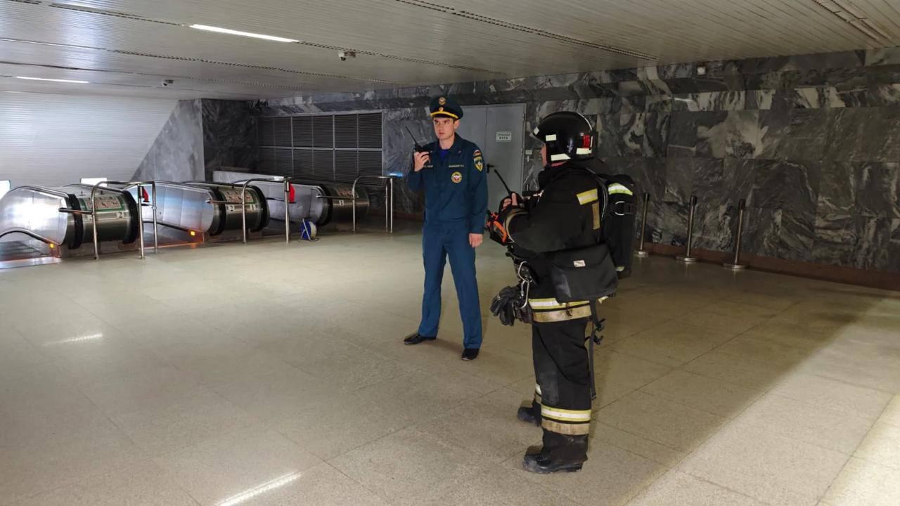 Возле ТРЦ «Мегаполис» прошли учения МЧС