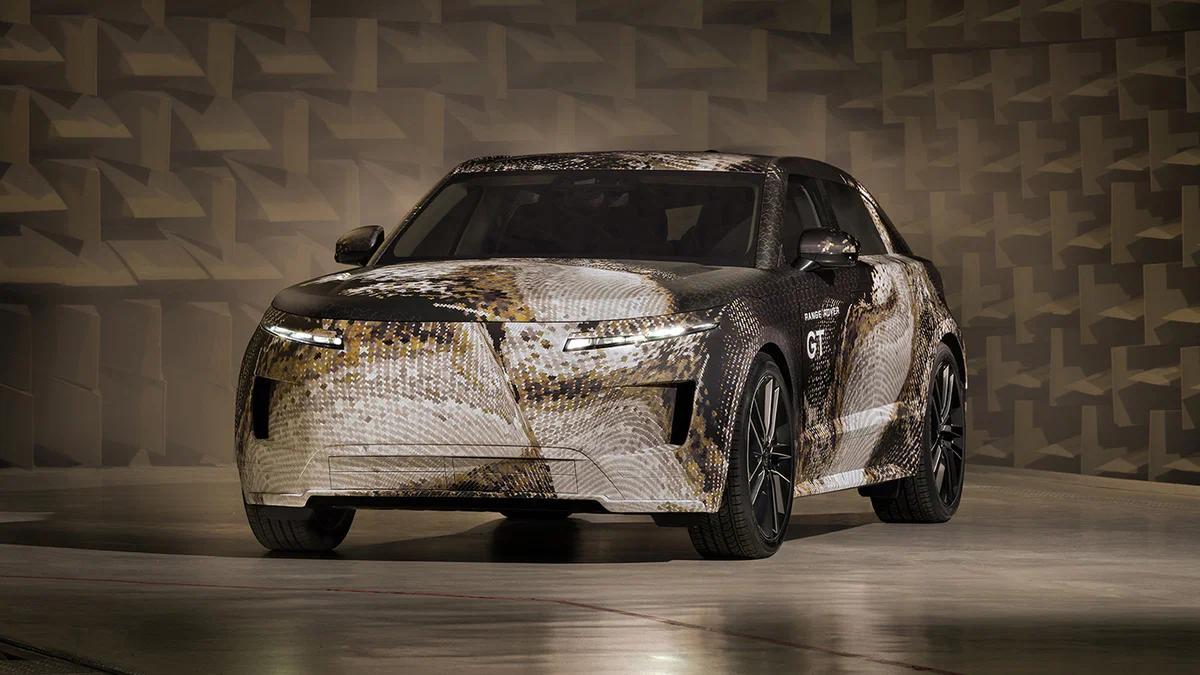 Легковой Range Rover вышел раньше, чем GTA 6