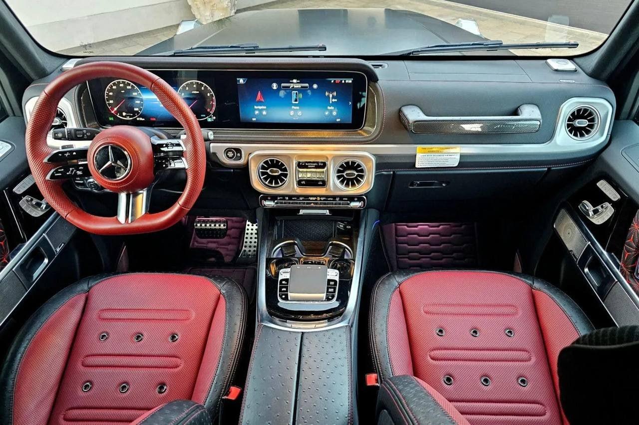 Владелец нового G-Class вложил в тюнинг $50 тысяч — и сделал машину дешевле заводской версии.