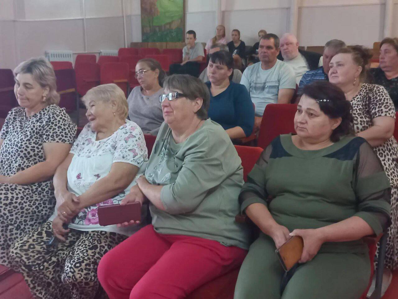 Глава Канского округа встретился с жителями Амонаша Глава Канского...
