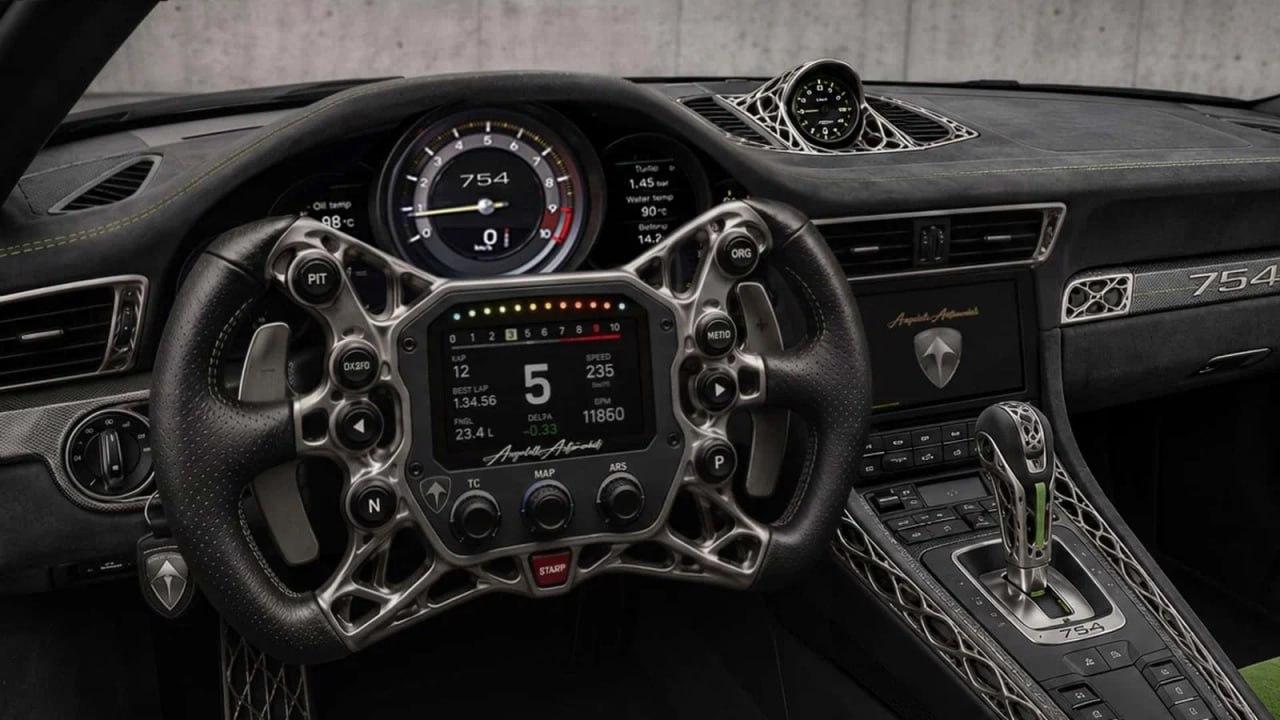 Porsche 911 превратят в 800-сильный среднемоторник Переделкой немецкой...